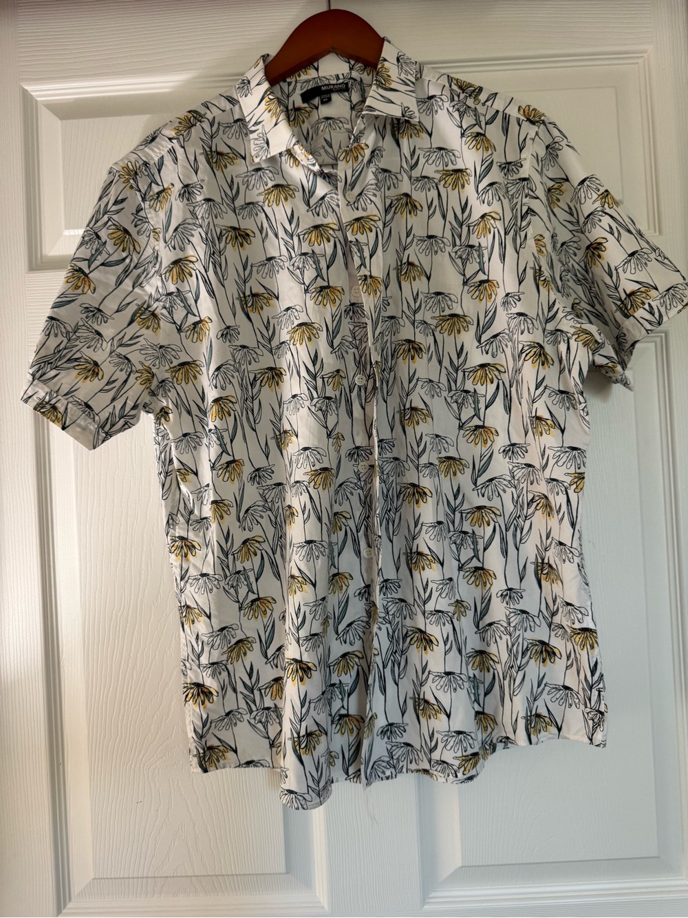 Murano White Short-Sleeve Button-Down Shirt with Yellow Floral Print